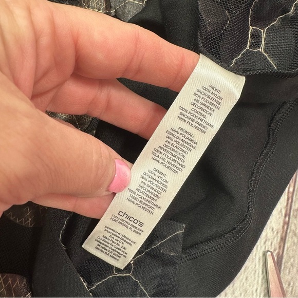 Chico's Black and Gold Patterned sheer Cardigan snakeskin geometric sz 1 (M 8) - Picture 9 of 11